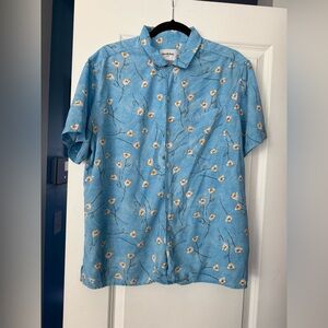 Good Fellow Mens button down Shirt Blue floral SIZE Large spring breathable